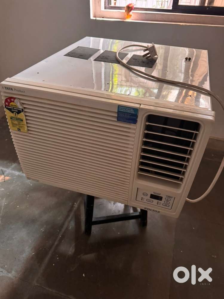1 TON WINDOWS 2 AC UNITS NON INVERRTER