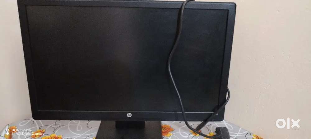 Hp monitor without any damage. Newly purchased