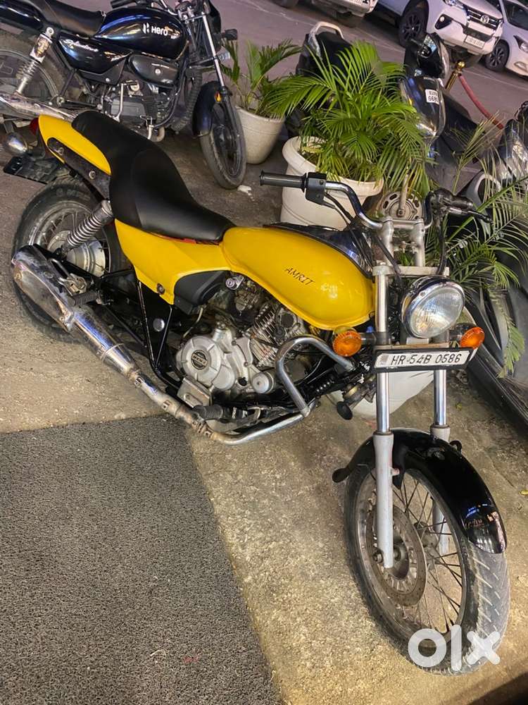 Avenger yellow colour modify new condition