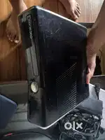 Xbox 360 with 20 games