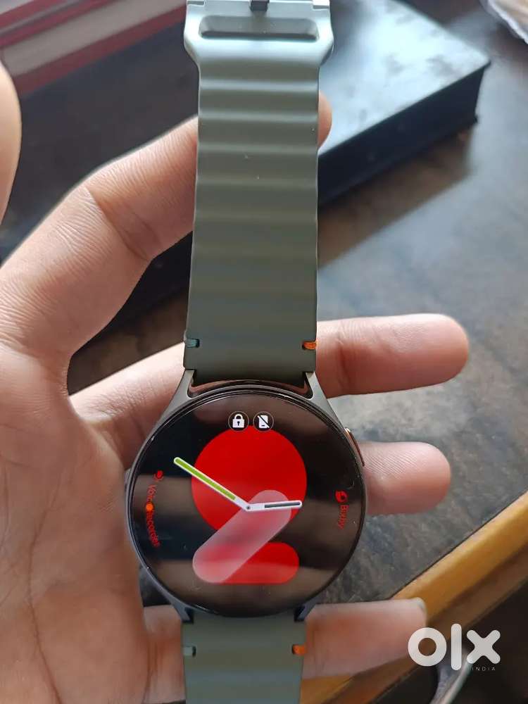 Samsung galaxy watch 7 lte bt 44mm with charging cable