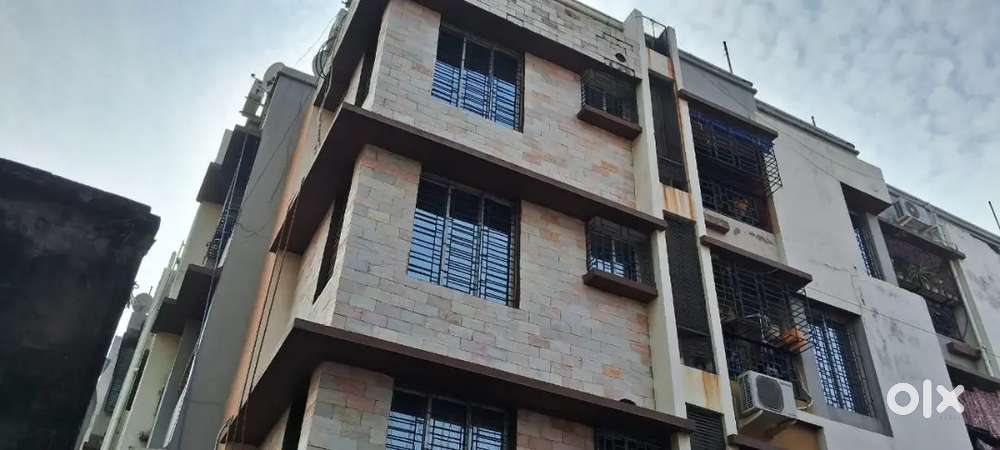 3BHK FLAT FOR SALE AT TOLLYGUNGE MOTILAL GUPTA ROAD NEAR SANKHMANI