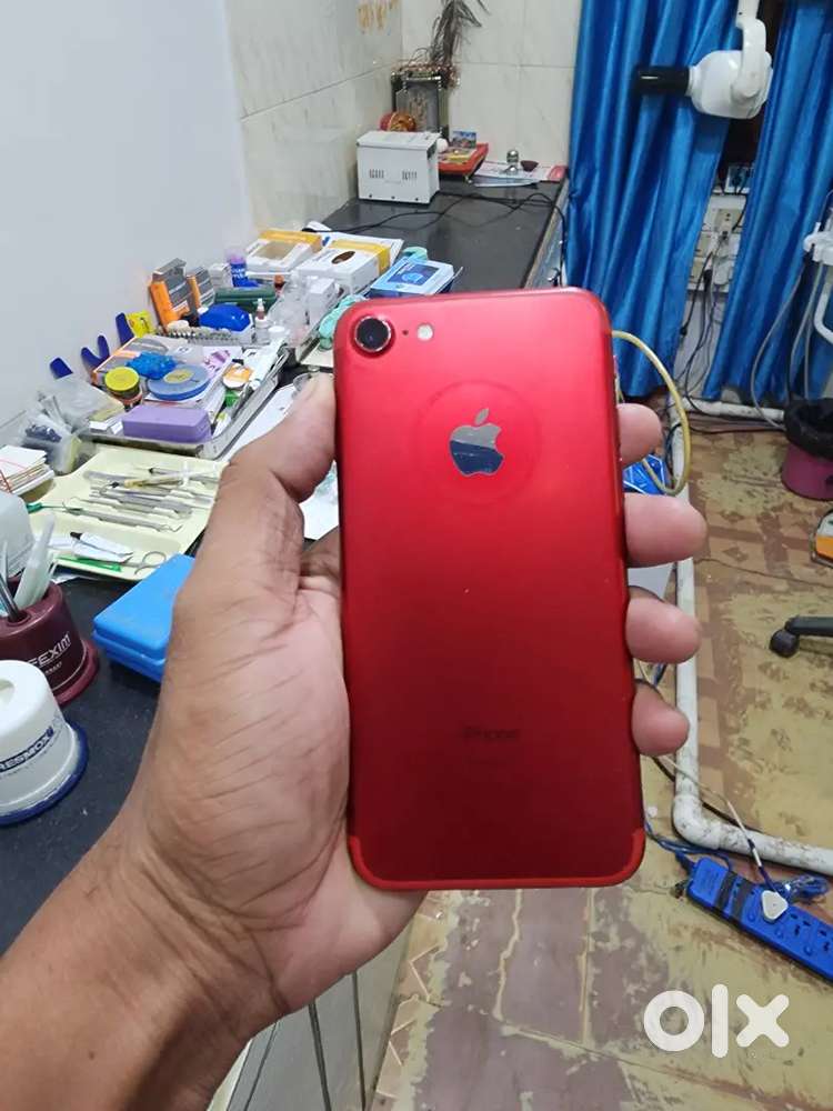 IPhone 7,128gb red colour with original cable ,original box nhi h