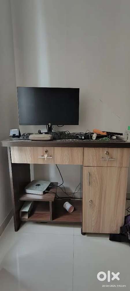 Computer table or study table