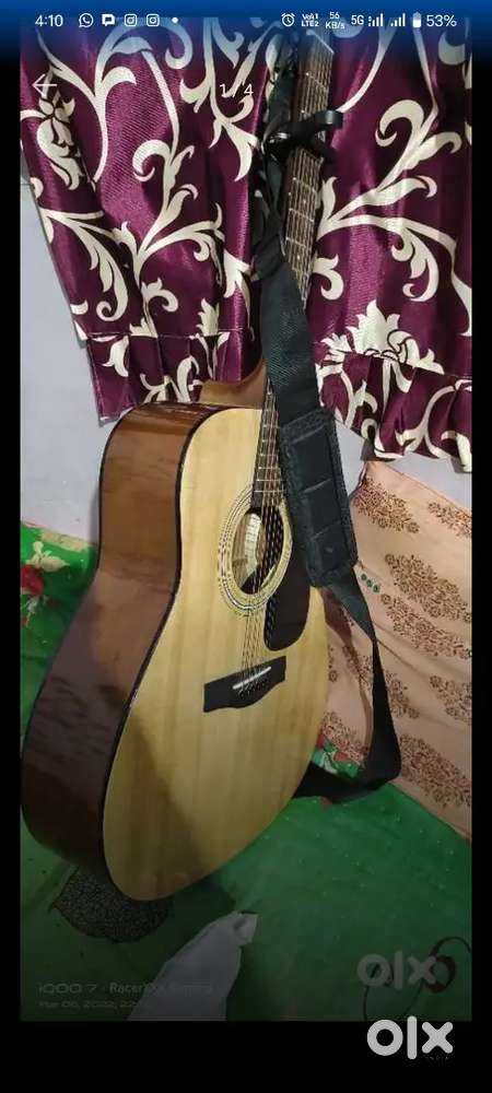 Guitar YAMAHA F310 rs4000 Urgent sale