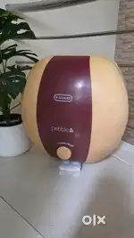 V- GUARD PEBBLE 25 Litre Electric Geyser in excellent condition.