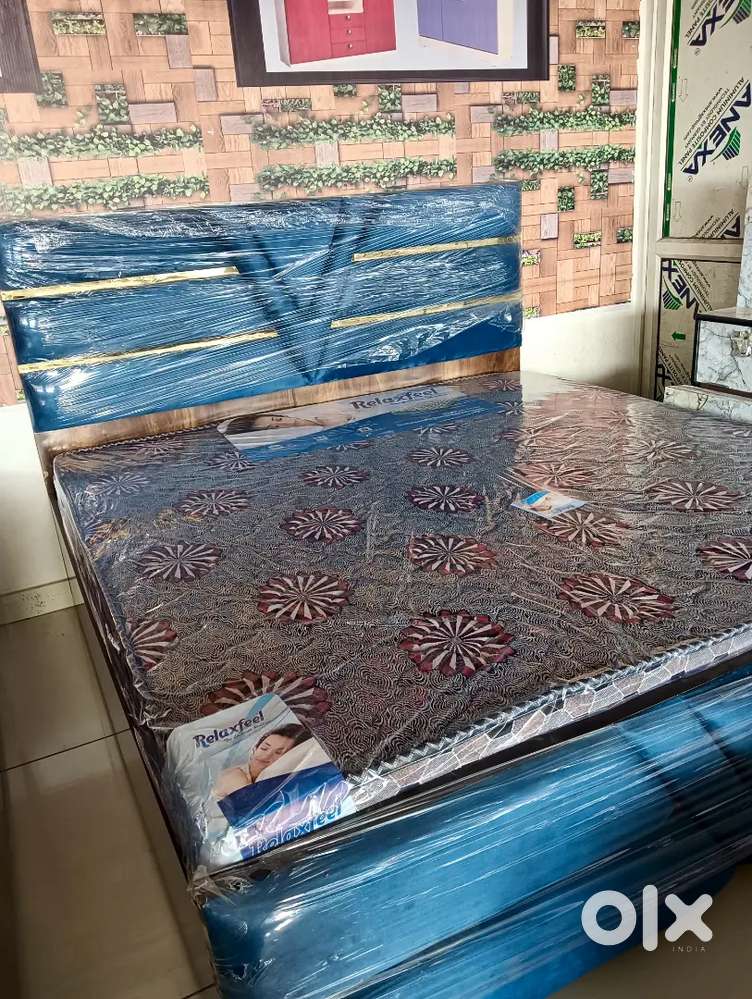  Modern comfort bed set with relaxfeel mattress