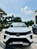 Toyota Fortuner 4X2 MT 2.8 Diesel, 2023, Diesel
