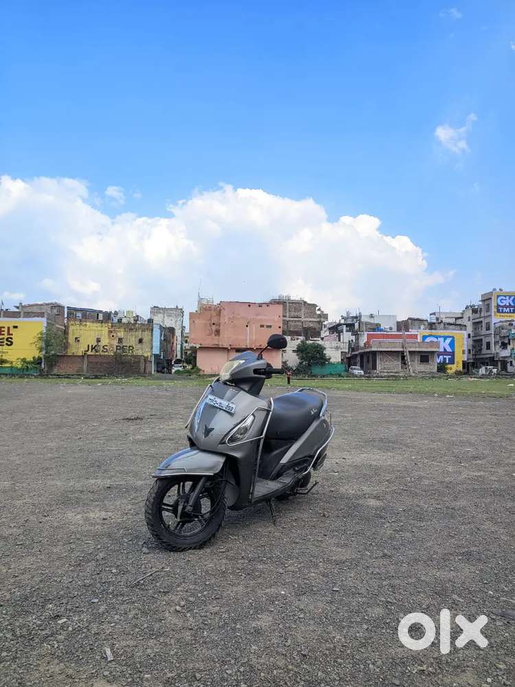 TVS Jupiter 125