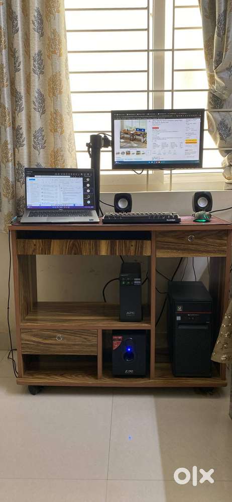 For Sale: Versatile Computer Desk / Work-from-Home Station