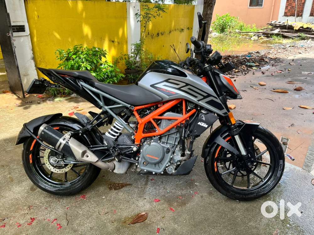 2020 KTM Duke 250  Excellent Condition  Full Service History