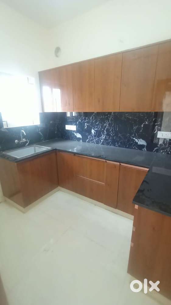 FANCY 2 BHK FOR LEASE 20LAKH