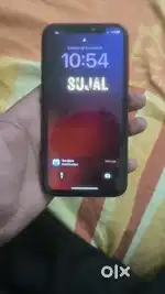 IPhone 11 (red)