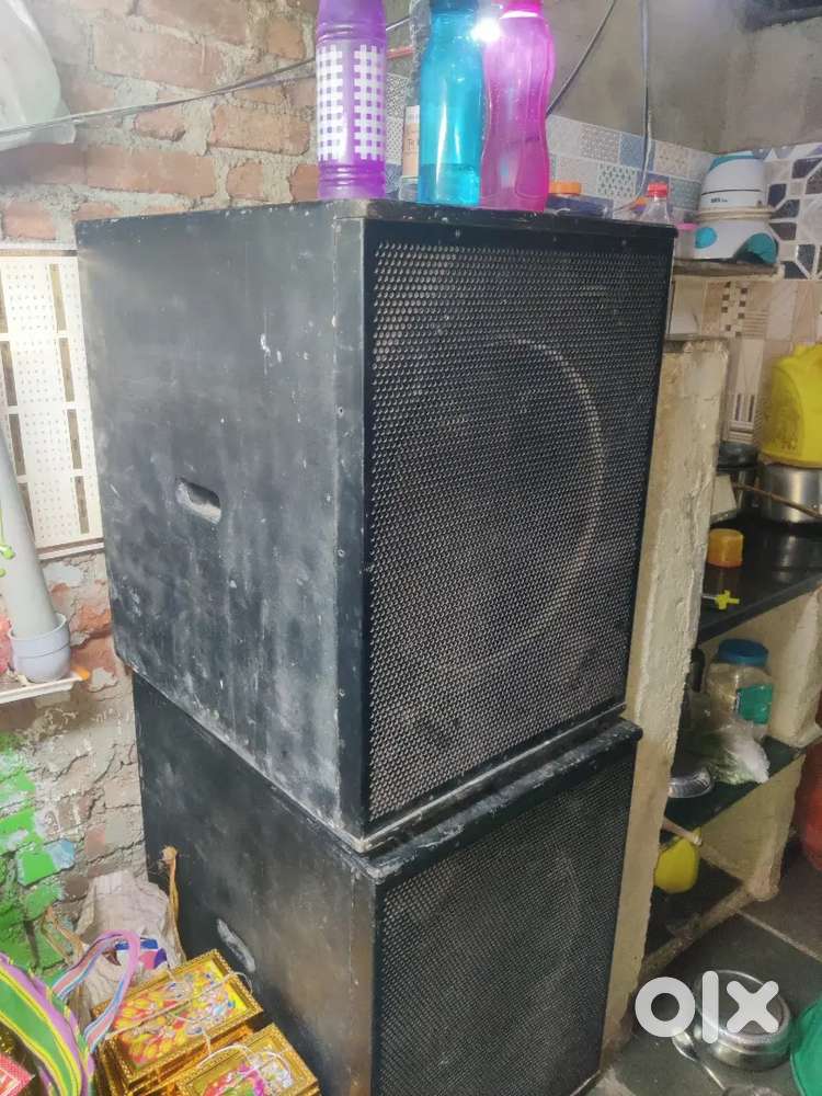 dj Bass cabinet