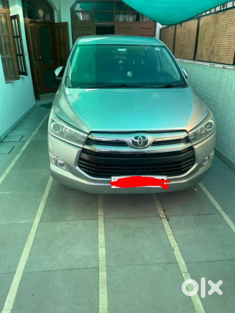 Toyota Innova Crysta 2016
