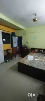 2 bhk flat near quest mall park circus