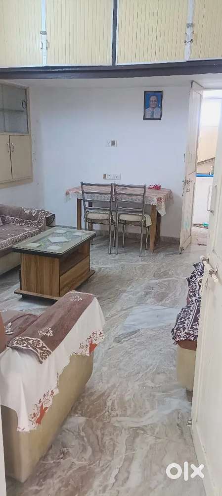 Urgent 1 BHK Spaces Tenament For Sale In Jivrajpark