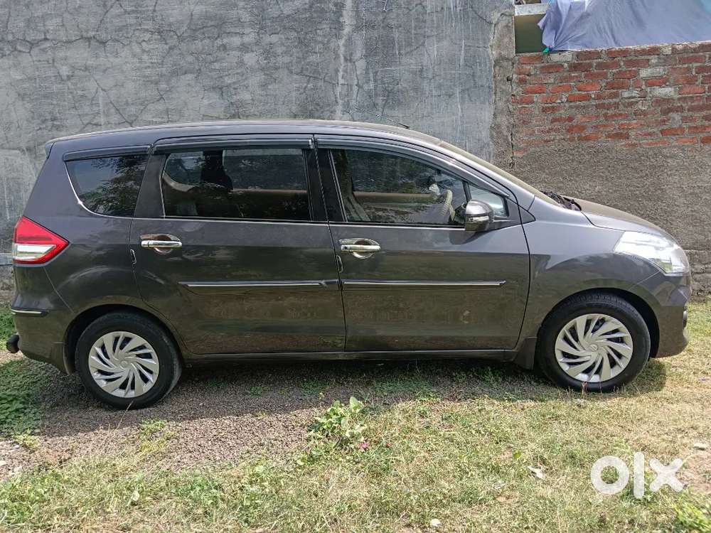 Maruti Suzuki Ertiga 2016 Diesel 680000 Km Driven , family car