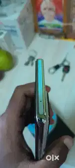 Vivo V30 5g.. 8gb Ram 128gb Storage. .