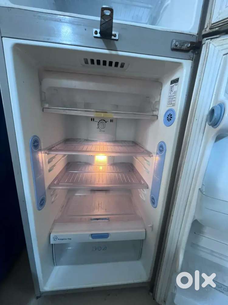 Brand used LG Fridge double door at best price 5999