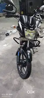 Single hand and 2015 november model , full condition