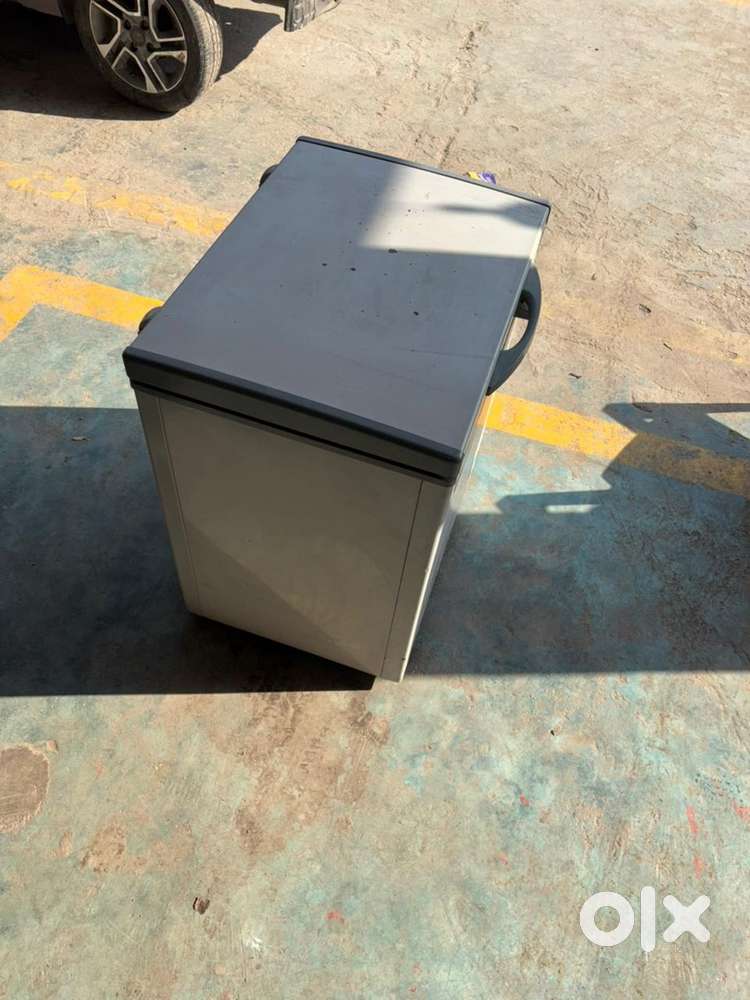 VOLTAS  Freezer - 150 Ltr