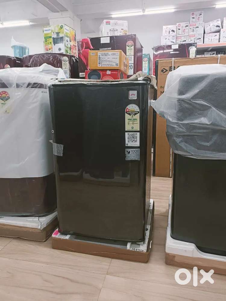 Godrej 97 lit fridge 5 month old