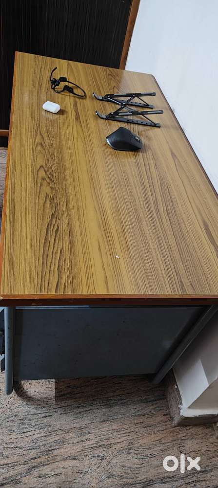 Office table or Study table