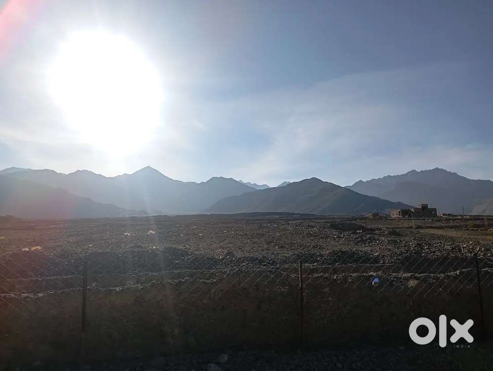 Urgent sell need money Per kanal 590/-  road side no issue for road