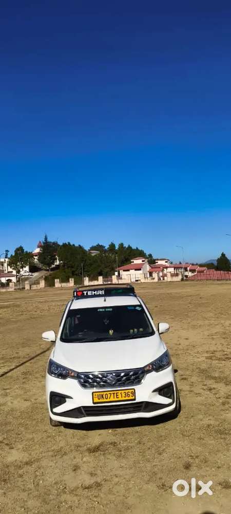 Taxi ertiga local dehradun or goaun tehri jayegi gadi 5 6 din ke liye