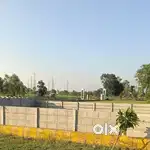 Police Headquarters se thodi se thodi duri pe plot