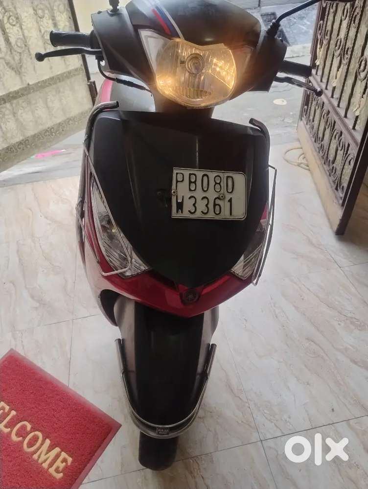 Lady Deiven Yamaha Alpha Model Scouty