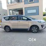 Toyota Innova Crysta 2022