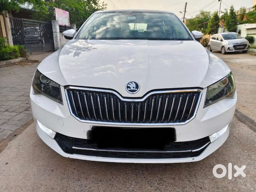 Skoda Superb 2017 Diesel Well Maintained