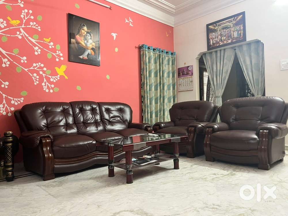 Modern Leather Sofa (5-Seater)  Well Maintained  Home Upgrade Sale