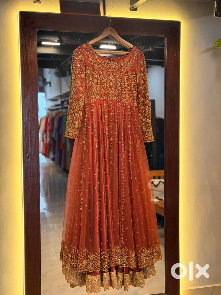 Aari work Handworker