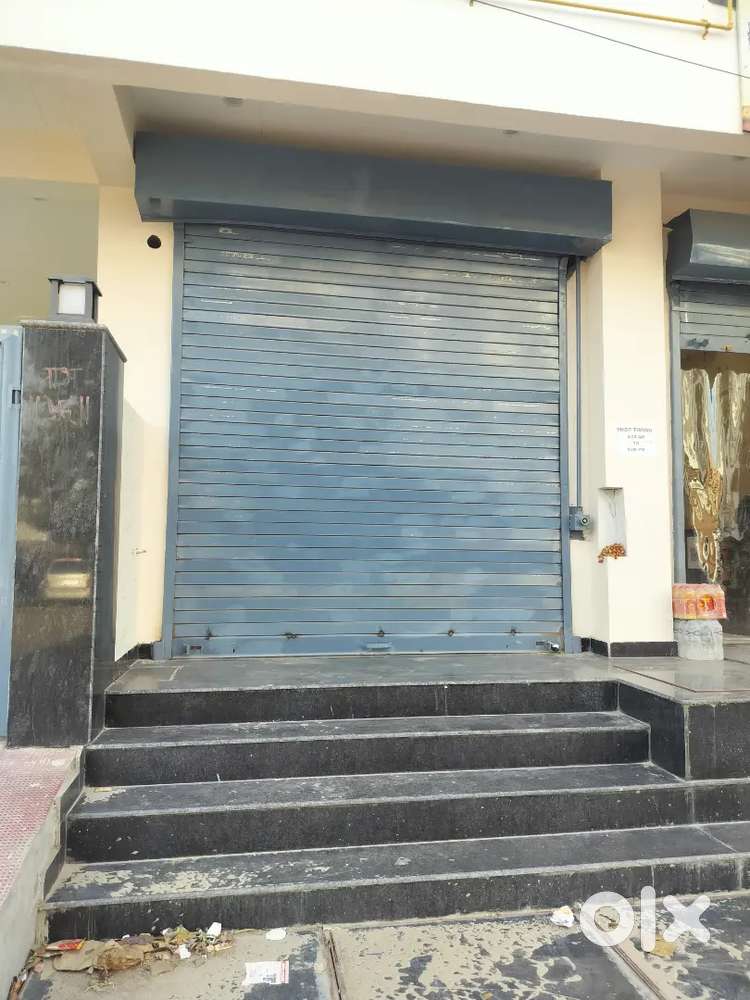 Shop for rent
