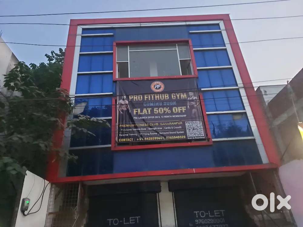 Female Receptionist for gym