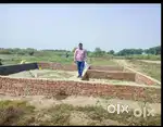 FREE HOLD PLOT GREATER NOIDA MEIN