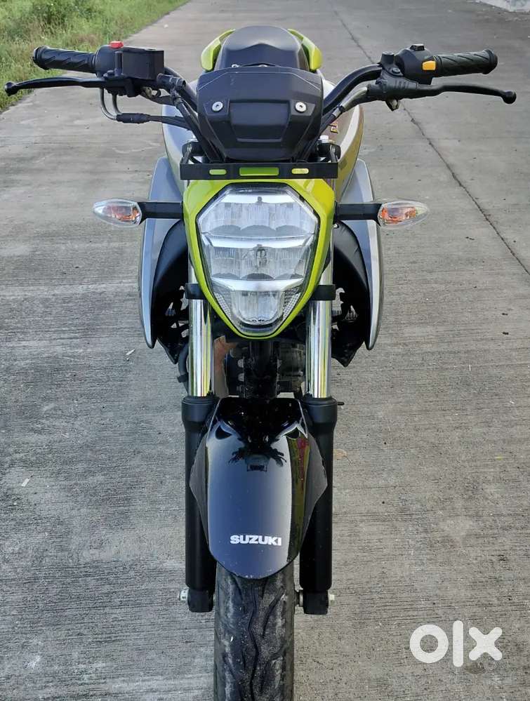 Suzuki Gixxer 2025 March very good condition