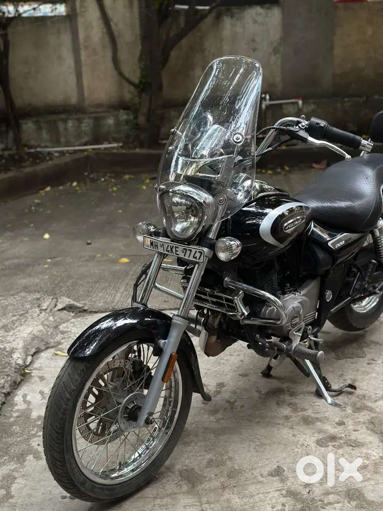 BAJAJ AVENGER 220 CRUISE (2022)