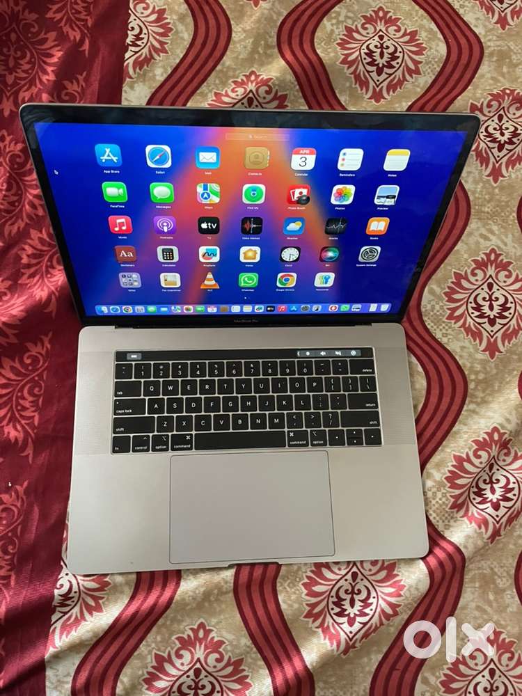 Apple MacBook Pro (15-inch, Touchbar)