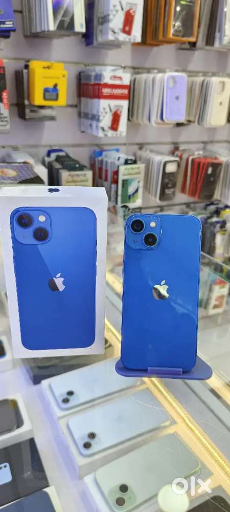 IPHONE 13 256GB FULL BOX AVAILABLE IN LOW PRICE BLUE COLOUR