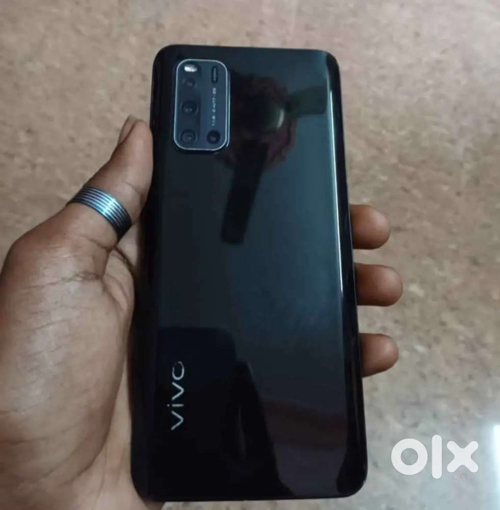 Exchange only vivo v19 Quality display change 8.128 neet aanu