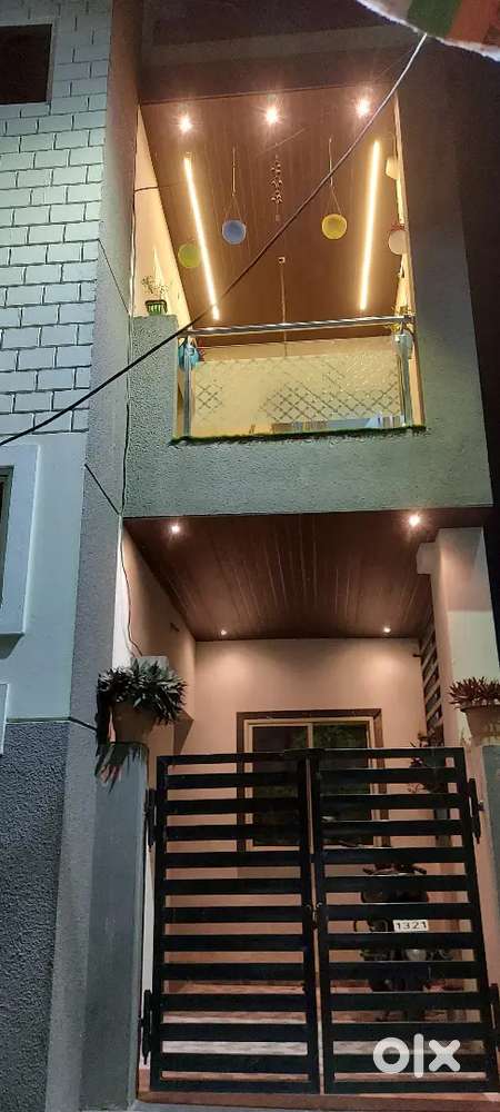 1bhk semi furnished flat available for rent