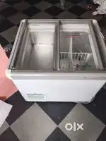 Mini deep freezer good working condition looking a new