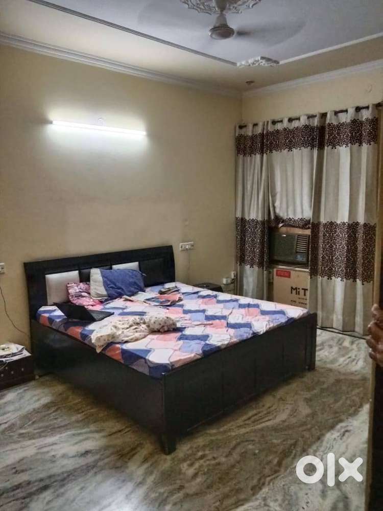 3bhk 1st floor unfurnished tolet for family