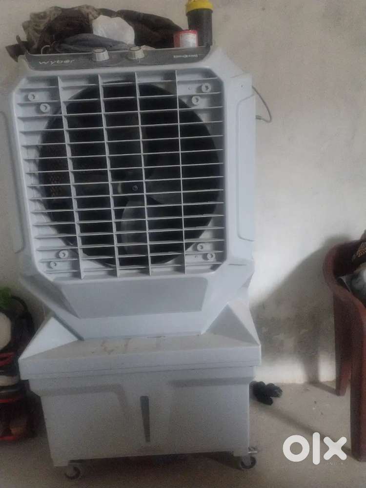 Cooler 3 month Purana
