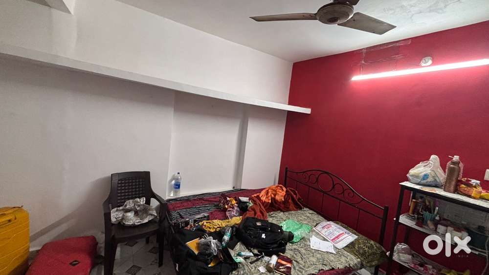 Need room partner only girls