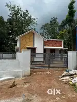 1400sqft house with  7.3/4 cent plot for sale in perumpuzha